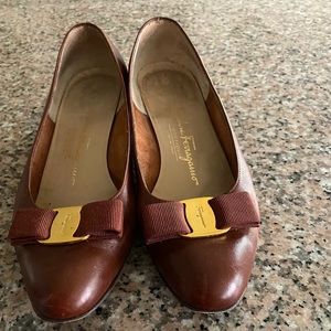 Authentic Ferragamo ladies shoes size 7 1/2